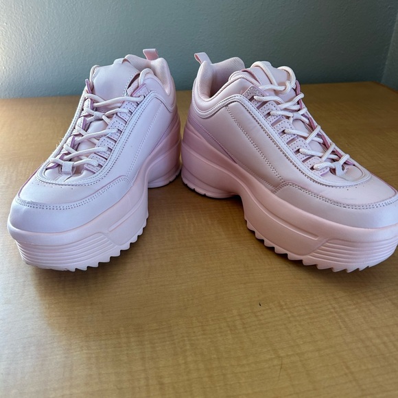 Berness Pink Platform Sneakers - Picture 1 of 9